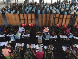 Jelang HUT TNI Ke-76, Personel AAL Donor Darah