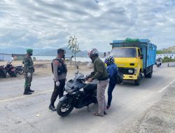 Kapolsek KP3 Tano Pimpin Pemeriksaan Bagi Pengguna Jasa Penyebrangan