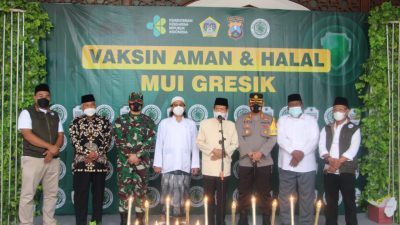Kolaborasi Dengan Polda Jatim dan MUI, Polres Gresik Gelar Vaksinasi Massal di Masjid Agung