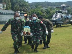 Helikopter TNI Ditembaki KKB Papua, Evakuasi Dihentikan