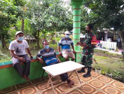 Babinsa Sambirembe Terus Himbau Warga Agar Tidak Takut di Vaksin