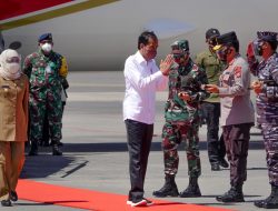 Panglima Koarmada II Sambut Presiden Jokowi di Juanda