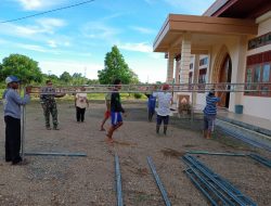 Hadir di Tengah-tengah Warga Binaan, Babinsa Sorong Lakukan Ini