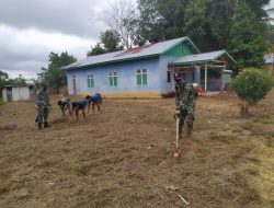 Satgas Yonif 144/JY Gotong Royong Bersihkan Gereja Bersama Warga Perbatasan