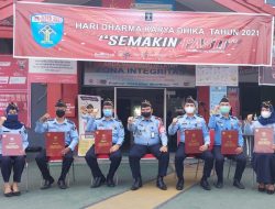 Enam Pegawai Bapas Kelas I Palembang Terima Satyalencana Karya Satya