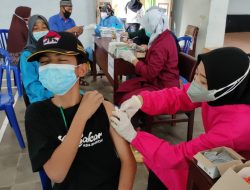 Warga Bangunkerto Turi Dapat Serbuan Vaksin dari Kodim 0732/Sleman