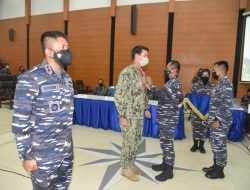 Latihan Bersama Cooperation Afloat Readiness And Training (CARAT) Ditutup