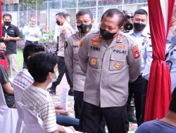 Kapolda Sumsel Tinjau Pelaksanaan Vaksinasi Kepada warga Binaan Lapas kelas 1 Pakjo Palembang