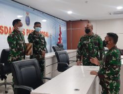 Komandan Pushidrosal Sambut Kunjungan Kerja Komandan STTAL