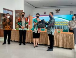 Babinsa Koramil 17/Gamping Hadiri Penyerahan Tali Asih Untuk Relawan dan Nakes