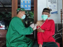 Kodim 0732/Sleman Memudahkan Warga Mendapatkan Vaksin.
