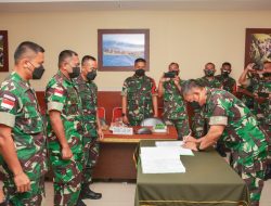 Danrem 172/PWY Pimpin Serah Terima Satgas Pamtas RI-PNG
