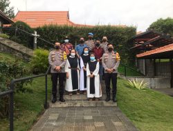 Cek Sejumlah Gereja, Kapolres Semarang: Pastikan Ibadah Natal Aman dan Kondusif