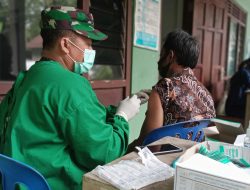 Warga Padukuhan Gondang Dapat Fasilitas Vaksin Covid dari Kodim 0732/Sleman