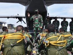 Gubernur AAL Tinjau Lattek Taruna Korps Marinir Tingkat lV