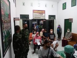 Walau Hujan Deras, Koramil 03 Serengan Tetap Serbuan Vaksinasi