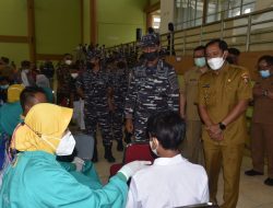 Koarmada II Bersinergi Dengan Pemkab Ngawi Gelar Serbuan Vaksinasi