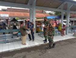 Koramil Karanggede Bagikan Masker Gratis Di Terminal