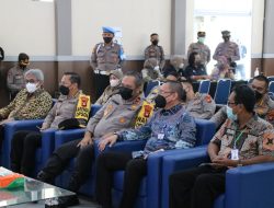 Wakapolda Kalbar Tinjau Langsung Vaksinasi Di Fakultas Teknik Universitas Tanjungpura