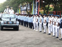 Satu Pleton Siswa SMK KAL-1 Semarakkan Peringatan Hari Pendidikan TNI AL Ke-76