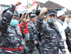 Komandan Lantamal V Hadiri Penganugerahan Gelar Kesatria Padma Nusantara Pada Kasal