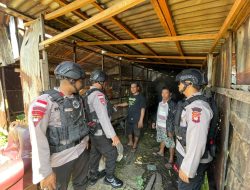 Personel Brimob Polda Kalbar Rutin Melaksanakan Patroli Ke Sejumlah Pemukiman Masyarakat