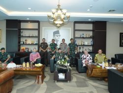 Perkuat Sinergitas, Pangdivif 2 Kostrad Melaksanakan Audiensi ke Forkopimda Kota Malang, Kab. Malang dan Kota Batu
