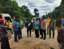 Dampingi Penjabat Bupati Sorong Tinjau Lokasi Banjir