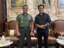 Yusril Diskusikan Jalan Keluar Atasi Masalah Pertanahan Dengan Bapak Panglima TNI