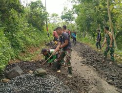 TMMD Ke- 115 Kodim 0612 Tasikmalaya, Laksanakan Pengaspalan Jalan Desa Cikadongdong