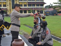 Pembaretan Personil Bintara Remaja angkatan 47 Ditsamapta Polda Kalbar Oleh Kapolda Kalbar