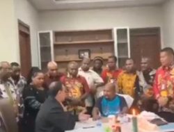 Ketua KPK Jumpai Lukas Enembe di Papua, Integritas Firli Bahuri Dipertanyakan