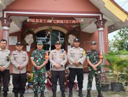 Jamin Perayaan Natal Berjalan Aman,  Polsek Tanjung Batu Polres Ogan Ilir Lakukan Pengamanan Di Gereja