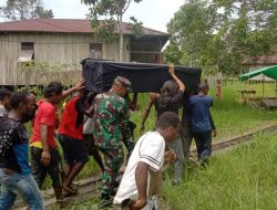 Danramil dan Babinsa Suator Bantu Proses Pemakaman Masyarakat Yang Meninggal