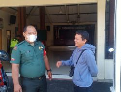 Jalin Keakraban, Babinsa Koramil 01/Laweyan Komsos Dengan Warga Binaan