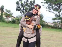 Syukuran Kenaikan Pangkat Polwan Polda Sumsel yang Viral Digendong Kapolres Ogan Ilir