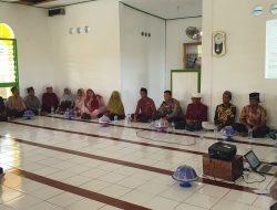 Dengar Langsung Keluhan Masyarakat, Kapolsek Riung Gelar Jumat Curhat