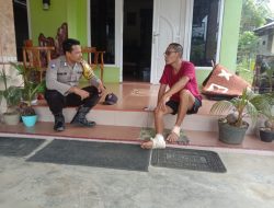 Bripka Wahyudin Lubis Sambangi Tomas Serimbu