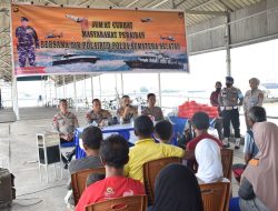 Ditpolairud Polda Sumsel Kembali Menggelar Jum’at Curhat Bersama Masyarakat Pesisir Sungai Musi Palembang 