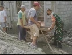 Wujud Kemanunggalan TNI Dengan Rakyat, Babinsa Koramil Gandusari Bantu Warga Masyarakat Bangun TPQ