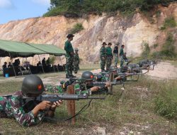 Uji Nilai Perorangan Dasar Prajurit Batalyon Infanteri 10 Marinir/SBY Laksanakan Menembak Dasar 