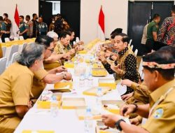 Presiden Jokowi Makan Siang Bersama Forkopimda