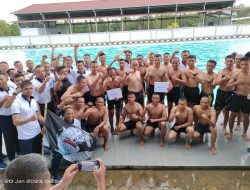 Prajurit Satrol Lantamal IV Sabet Juara II dan III Lomba Renang