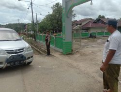 Berikan Rasa Aman Terhadap Kendaraan Dan Jema’ah Muslim Saat Beribadah, Personil Air Besar Laksanakan Pengamanan