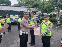Terima Kasih Atas Kinerja Baiknya, Pemberian Reward Kepada Personil Sat Lantas Polres Muara Enim