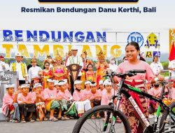 Presiden Jokowi Bersama Pelajar Buleleng Resmikan Bendungan Danu Kerthi, Bali