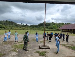 Satgas Pamtas Yonif 645/GTY Beri Pelatihan Senam Sehat Kepada Siswa-Siswi SMPN di Perbatasan