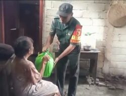 Peduli Kepada Masyarakat Kurang Mampu, Babinsa Koramil Panggungrejo Masuk Dapur Warga