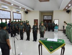 Dandim 0735/Surakarta Pimpin Acara Tradisi Pelepasan Dan Penerimaan Anggota Baru Serta Laporan Purna Tugas Prajurit