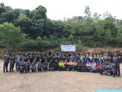 Siswa SMPIT Ulil Albab Latih Mental di Lantamal IV Batam